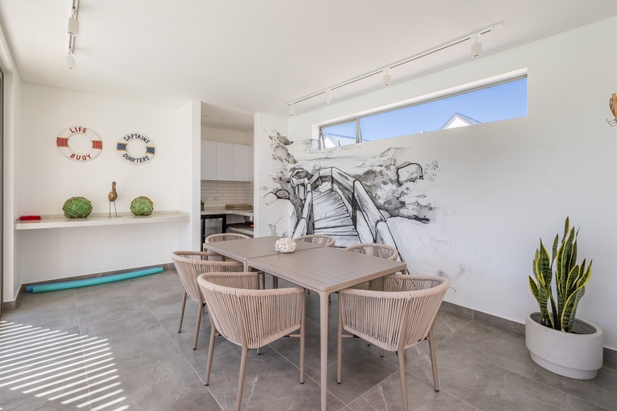 3 Bedroom Property for Sale in Whale Rock Western Cape